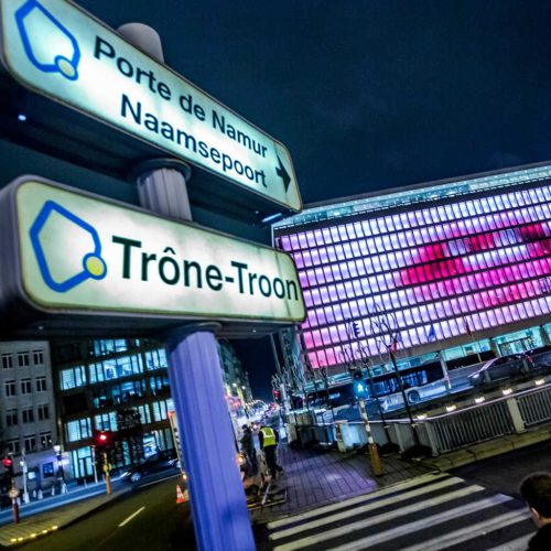 Bright light show on a building in Trône