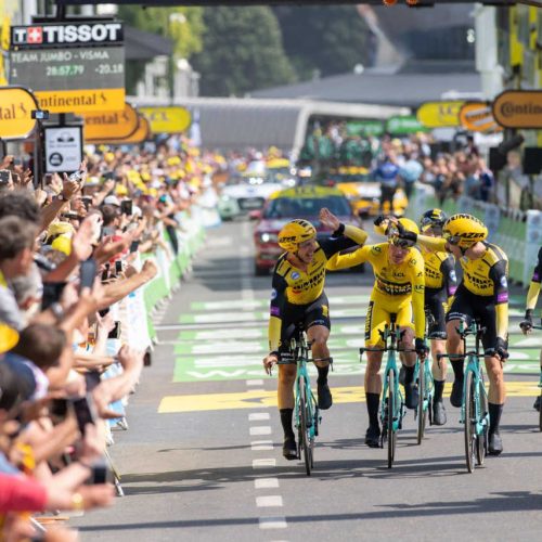 Brussels Grand Départ arrivée des cyclistes