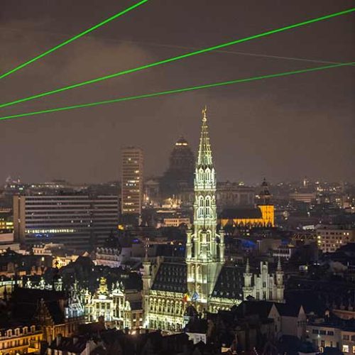 Nouvel an jeu de lasers à la Grande-Place