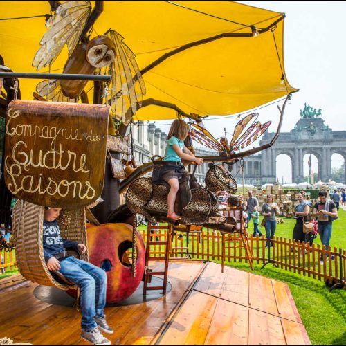 Milieufestival carrousel voor kinderen