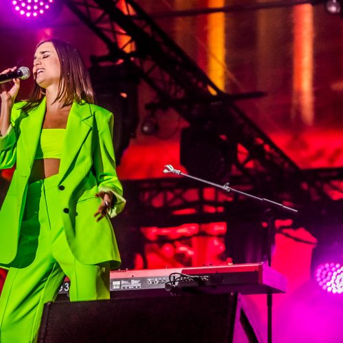 Fête de la fédération Wallonie Bruxelles concert chanteuse